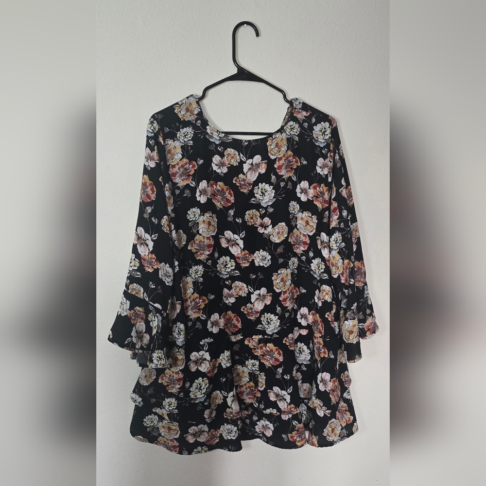 Ophelia Roe Floral Peplum Blouse Black Button Front Flowy Top 2X - Picture 2 of 6